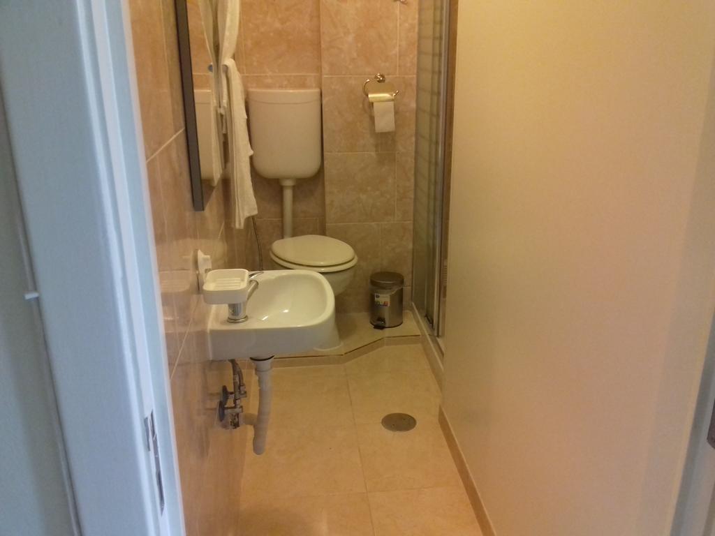 Voyage Guest House Lissabon Exterior foto